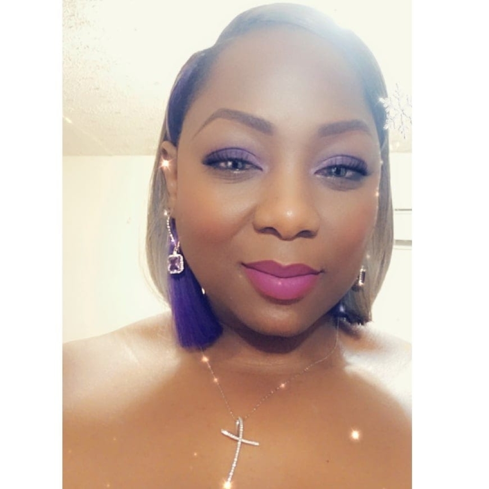 Meet your Posher, Vanessa